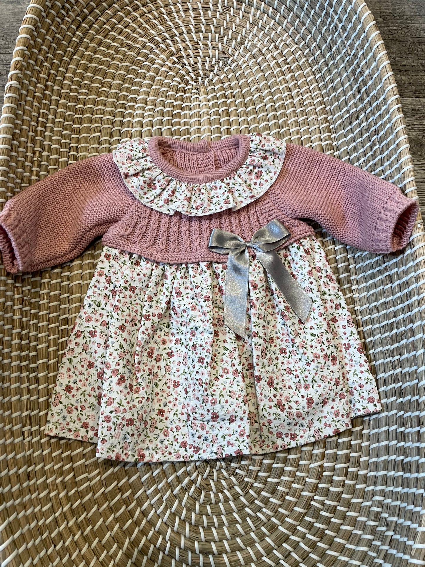 The pink half knit dress