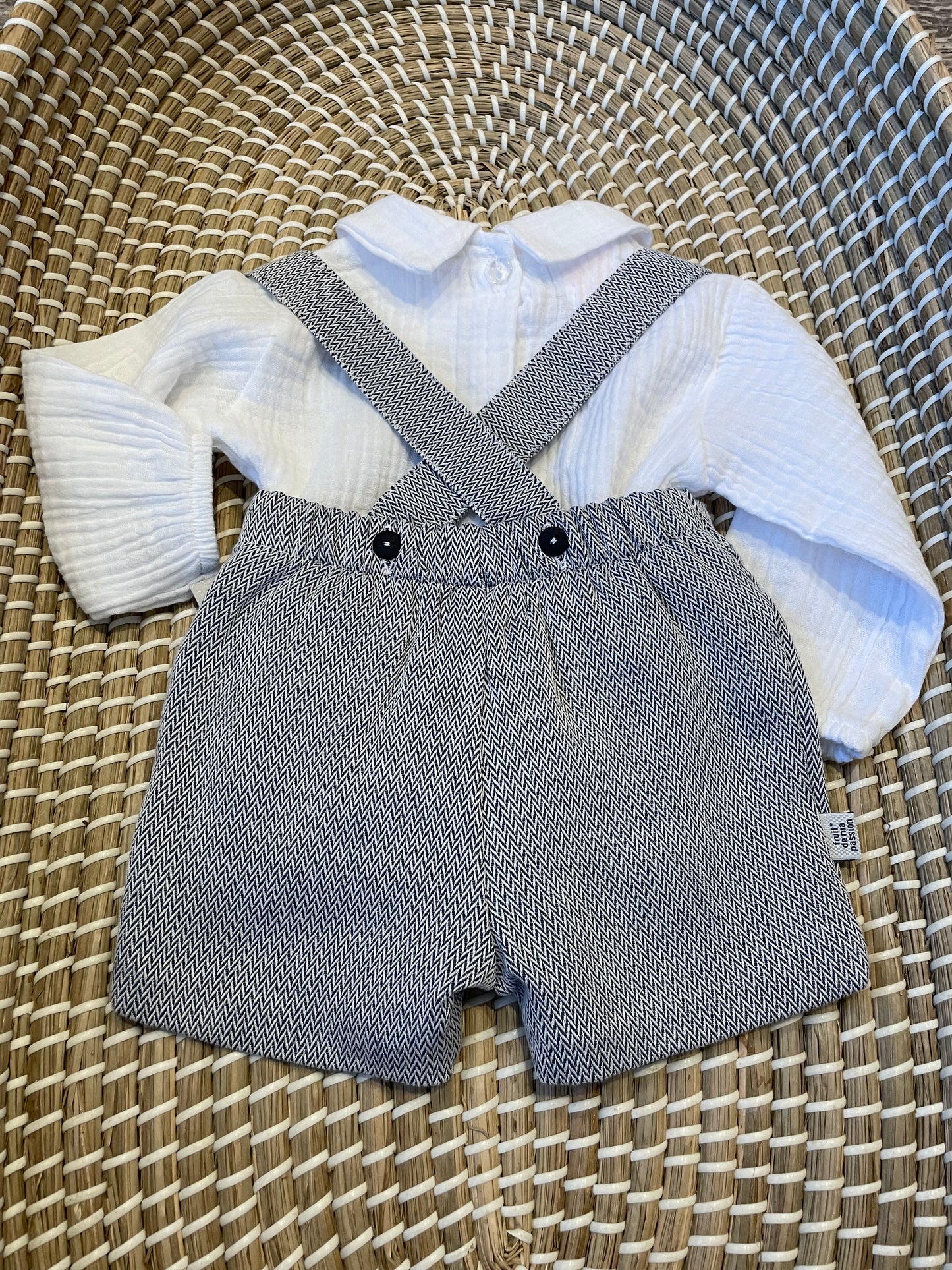 The blue and white suspenders set