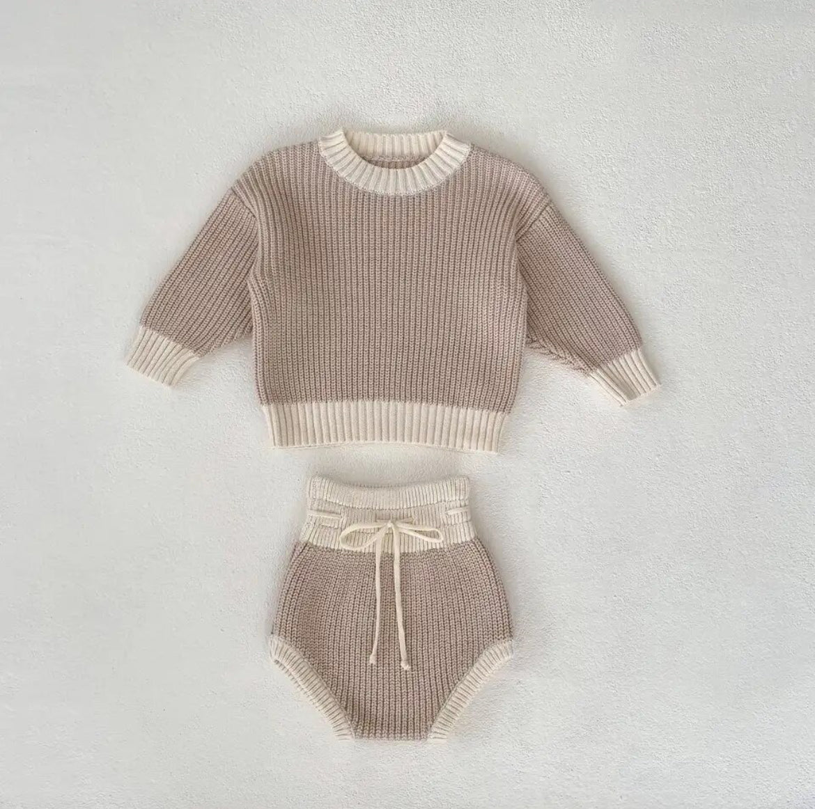 The cream and beige knitted set