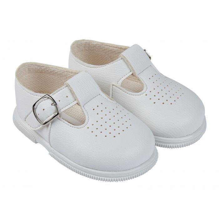 White Baypods hard sole shoes