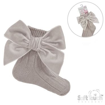 Biscuit large velvet bow ankle socks