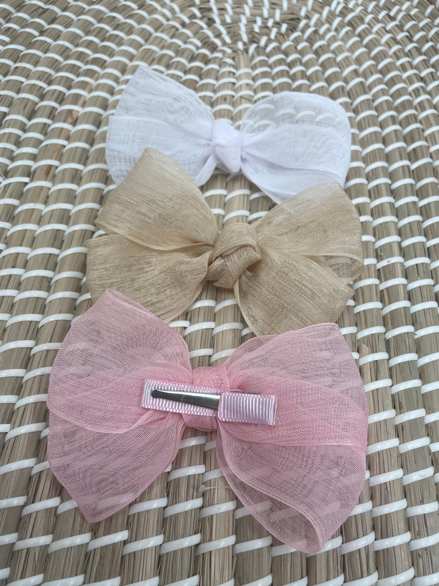 Soft sinamay bow clips
