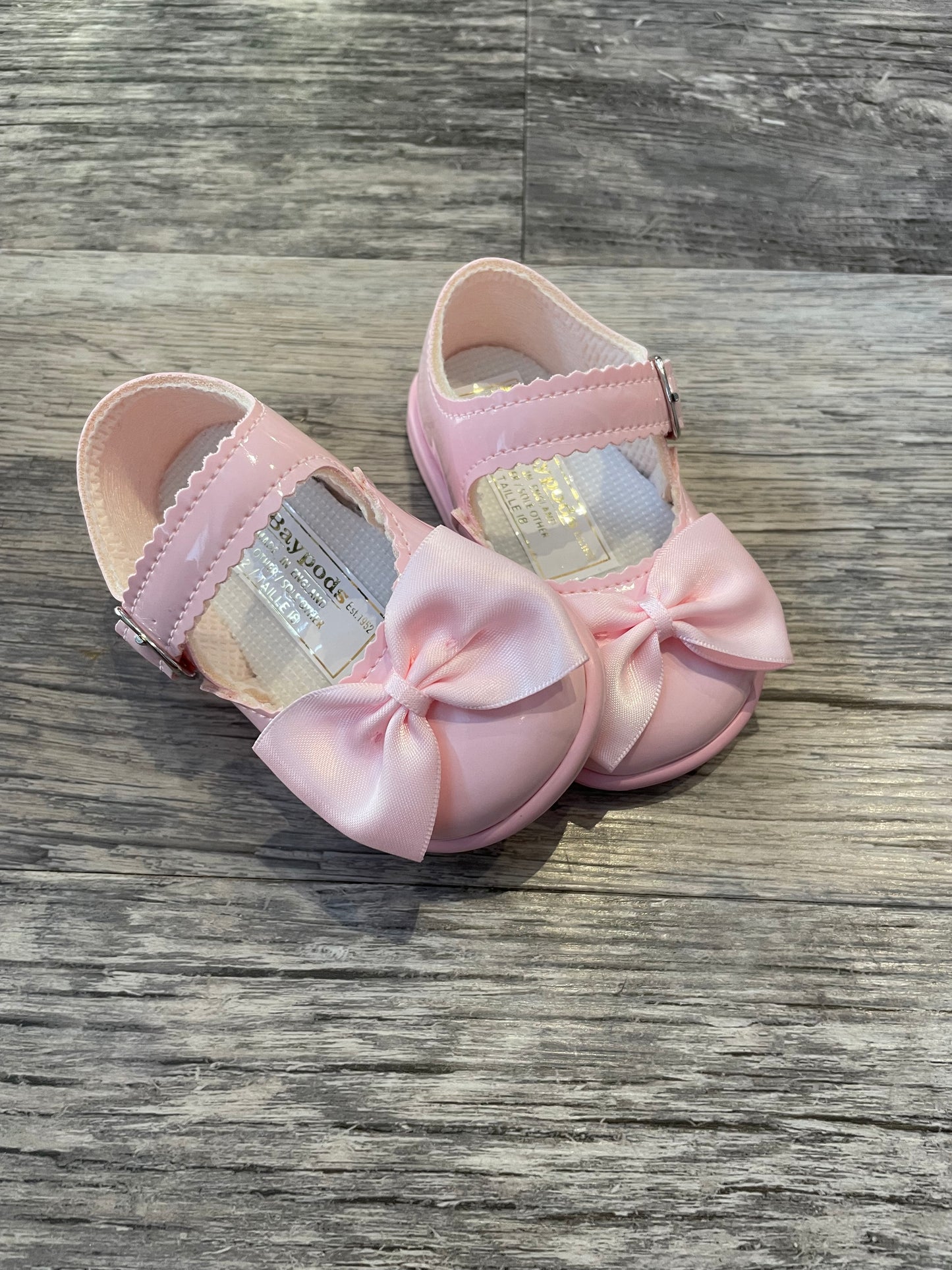 Baby Pink bow hard sole shoes