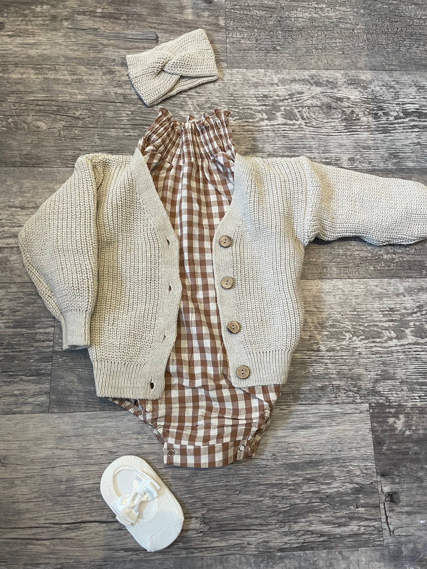 Grey/light Beige hand knitted cardigans