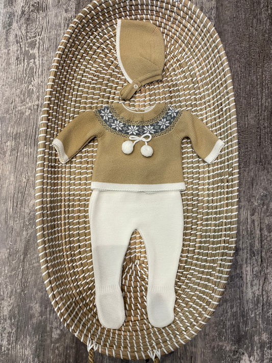 The white & beige 3pc set